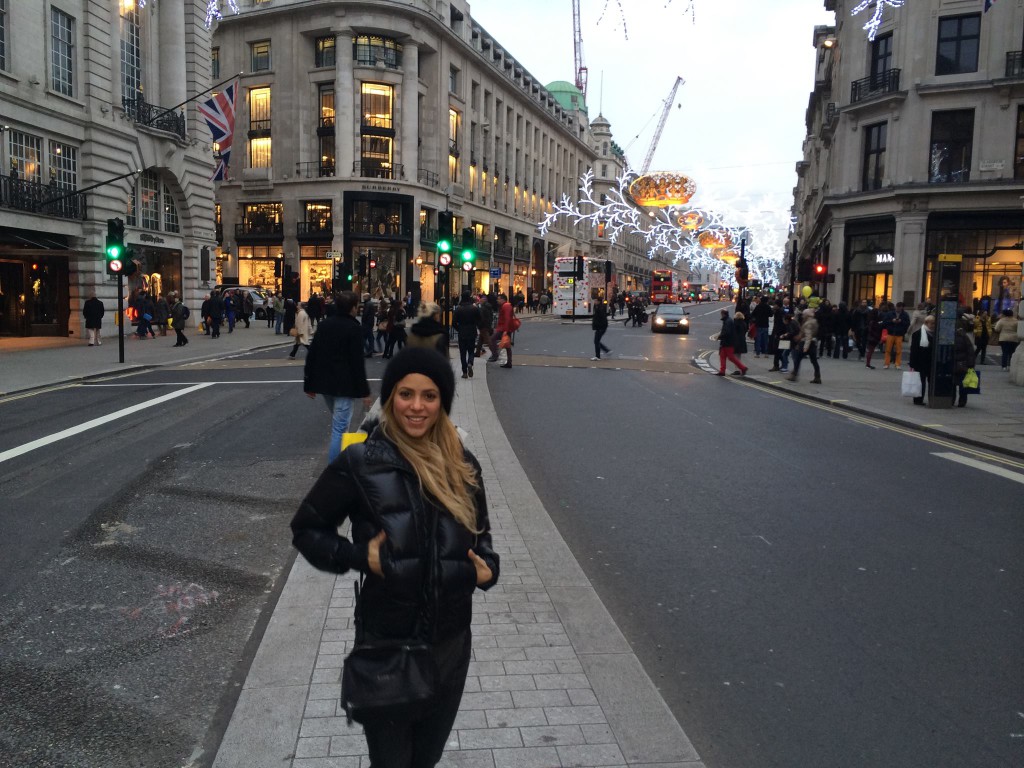 Шакира в Лондоне (фото: facebook.com/shakira)