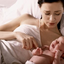 Коліки у дитини – чим наш підхід відрізняється від європейської