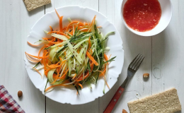 8 простых и вкусных салатов из овощей для детей от 1 года