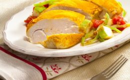 Куриное мясо для ребенка: польза и вред
