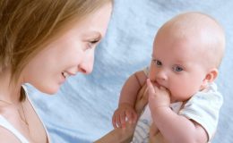 Как понять, что у малыша режутся зубки?