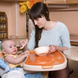 Який потрібен інтервал при введенні в підгодовування нових продуктів?