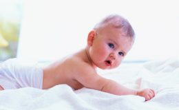 Як правильно вибирати підгузки для малюка?
