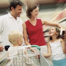Безпека українських споживачів: СТБ перевірить продукти із наших супермаркетів