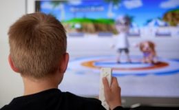 Ученые: у детей поднимается давление из-за просмотра телевизора