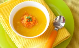 Суп-пюре из тыквы на курином бульоне