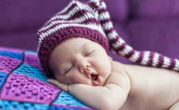 Хропіння уві сні у маленької дитини — у чому причина?