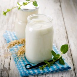 Лікарі розповіли, який кисломолочний продукт найкорисніший