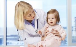 10 врачей, которых должен посетить каждый ребенок