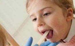 Опасные симптомы дифтерии у ребенка. Как не пропустить