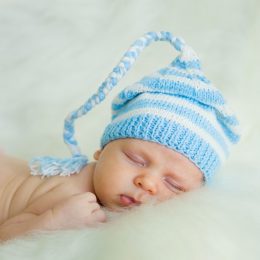 Новонароджений: 5 хвороб, що спричиняє сон на спині