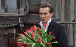 Сергій Безруков поділився новим знімком 2-місячної доньки