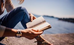 Топ-10 книг для жінок: про кохання, сім’ю, силу і чари