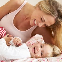 Чему стоит поучиться у французских мамочек: 3 секрета воспитания