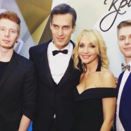 Христина Орбакайте показала дочку, що підросла, на відпочинку