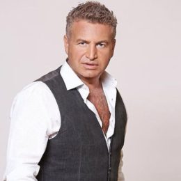 Леонід Агутін показав дорослих дочок