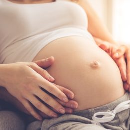 Народные приметы во время беременности: верить или нет?