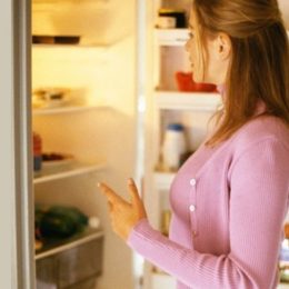 10 продуктов, которые не стоит хранить в холодильнике