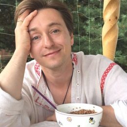 Сергій Безруков показав коханих жінок