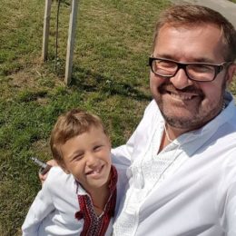 Олександр Пономарьов зворушив новим фото із сином