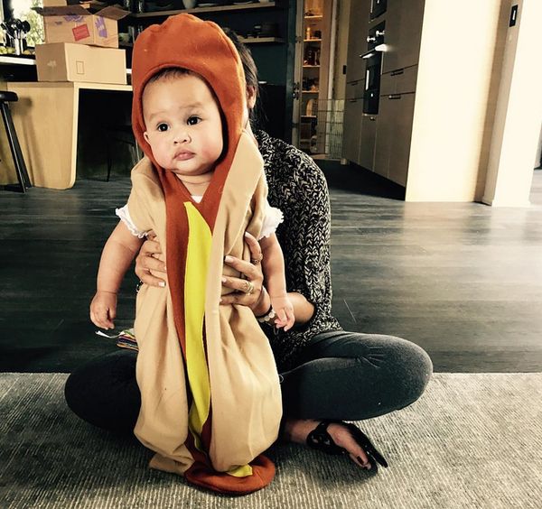 instagram @chrissyteigen
