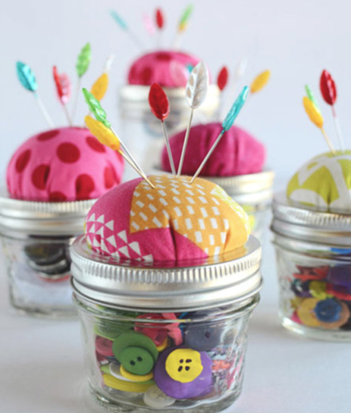 http://www.seasonedhomemaker.com/mason-jar-pin-cushion-tutorial/