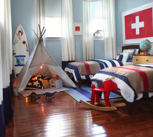 http://stylecarrot.com/wp-content/uploads/2015/02/boys-bedroom-makeover-robin-m-anderson-2-e1424234708455.jpg