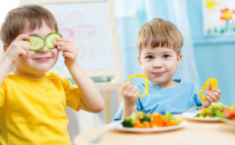 12 продуктов, которые нельзя детям до трех лет