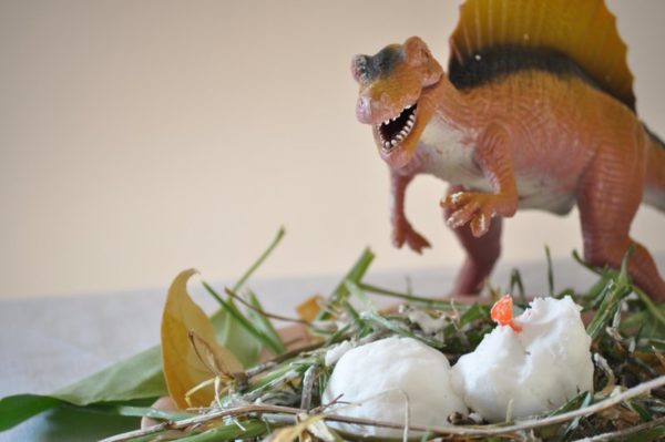 https://www.brisbanekids.com.au/exploding-dino-eggs-science-fun/