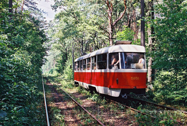 http://gorod-kiev.com/blog/samyj-dlinnyj-gorodskoj-transportnyj-marshrut-tramvaj/