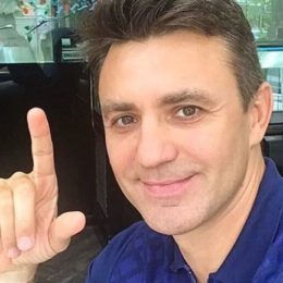 Ресторатор Микола Тищенко показав маленького сина: Смурфіке, ми тебе любимо