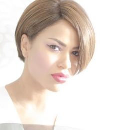 Це диво – Гайтана вперше показала новонароджену доньку