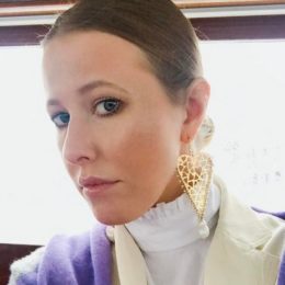 Ксенія Собчак показала сина, що підріс, і поскаржилася на співвітчизників