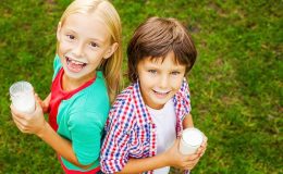5 самых полезных летних напитков для детей