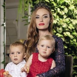 Слава Каминская рассказала о реакции на прививку АКДС у сына