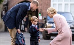 4-летний принц Джордж отправился в школу. Видео