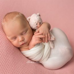 Фотосесія новонародженого: за що ми платимо фотографу Відверто від мами трьох