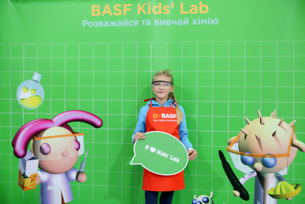 Маленькие ученые: почему нужно успеть посетить детскую лабораторию BASF Kids’ Lab этой осенью