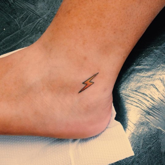 Источник: Instagram @ little.tattoos/minitatt