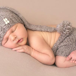 Ситий і щасливий: 9 кумедних фотографій малюків після годування