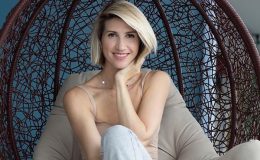 Анита Луценко впервые показала лицо дочки и описала ее рацион