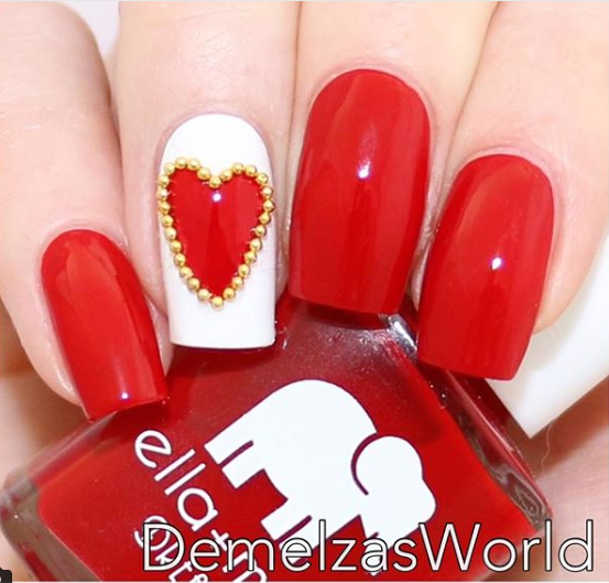 Источник: Instagram@demelzasworld