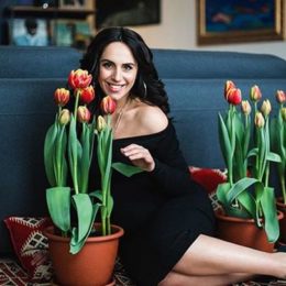 Джамала показала, как проводит отпуск с семьей и первый заплыв маленького сына