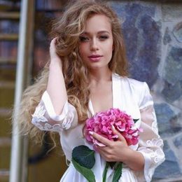 Яна Соломко показала свежие фото маленькой дочки