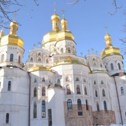 Пасха дома: где смотреть трансляцию богослужений храмов Украины