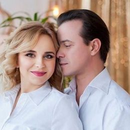 Лілія Ребрик показала перший family look на трьох і розповіла про літні канікули своїх дочок