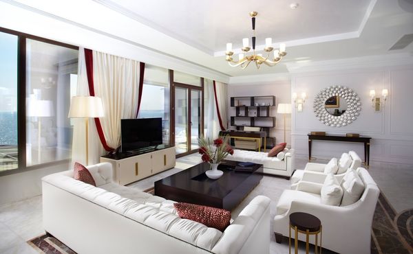 Источник: pomegranatespahotel.com