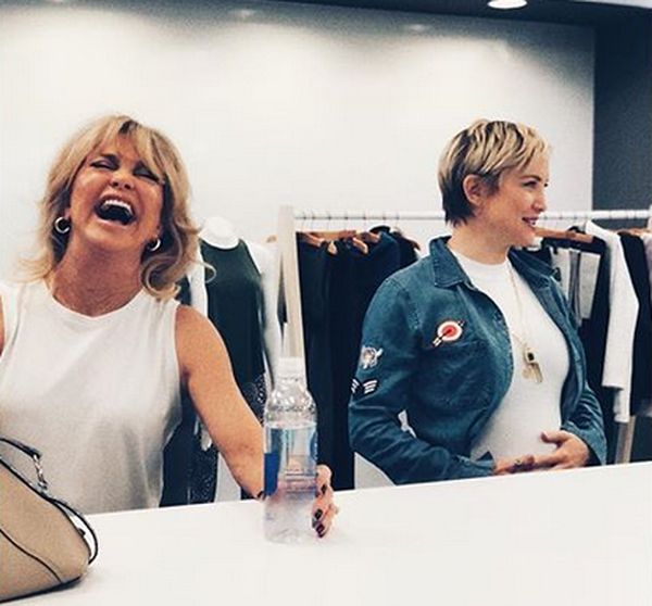 Источник: instagram @katehudson