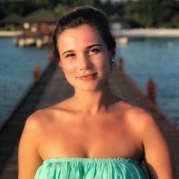 Галина Безрук показала доньку та розповіла про відпочинок у Туреччині
