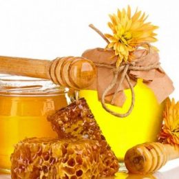 Медовий Спас 2019: красиві листівки та привітання